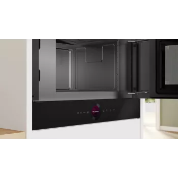 Bosch Serie 8 BFR7221B1 microwave Black Solo microwave Built-in 21 L 900 W