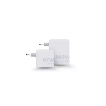 Portable 140W GaN Travel Charger Xtorm XVC2140 with 3× USB-C PD ports and 2 m USB-C cable, white