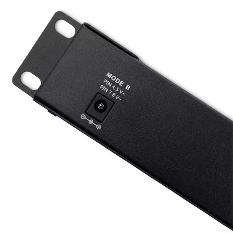 Patchpanel QOLTEC 54478 12 portar PoE svart