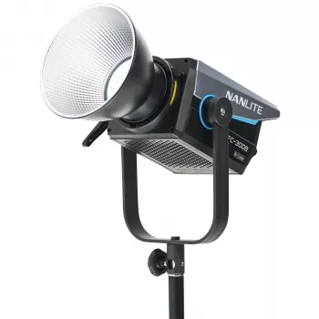 Nanlite FC-300B LED bi-color spot 300W 2700K–6500K Bowens-fäste
