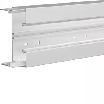 Hager BRH6517019016 sockelkanal underdel front snäpplås 65x170 mm 2 m renvit
