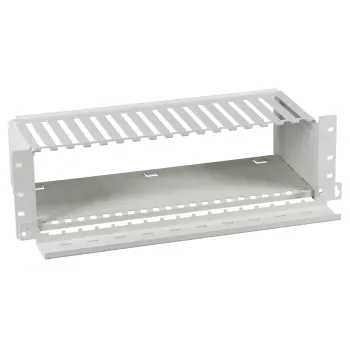 EFB Elektronik FTTH 19 inch 3U bärare för 17x modulinsatser FTTH-MODUL-X inkl. kabelhantering