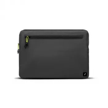Native Union Ultralight Sleeve för MacBook 15 inch (svart)