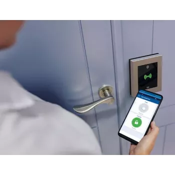 2N Access Unit 2.0 Bluetooth- och RFID-läsare, svart