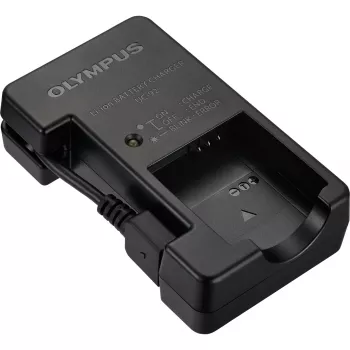 OM SYSTEM UC-92 multibatteriladdare för LI-90B/LI-92B