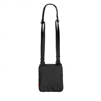 SKINARMA Jax crossbody-väska – svart
