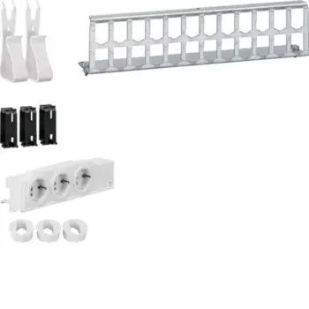 HAGER UM00M4 multimediafältssats med 3 Schuko-uttag och 12 RJ45-anslutningar, vit