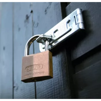 ABUS 85/50 massivt mässingslås 50 mm med härdad stålbøgel, 2 nycklar 806315