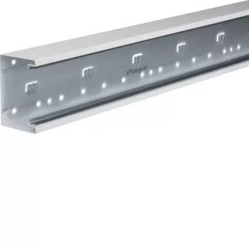 Hager BRS6510019016 bröstningskanal underdel, frontlåsning, 68x100 mm, trafikvit, 2 m