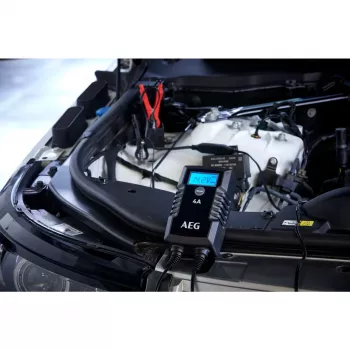 AEG LD4 10616 automatiskt bilbatteriladdare 6V/12V 2A/4A för bly-syra, GEL, AGM, MF, Ca/Ca