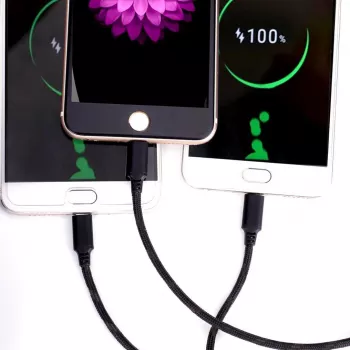 CYOO 3-i-1 USB-laddnings- och datakabel – Micro USB, USB-C, Lightning – svart