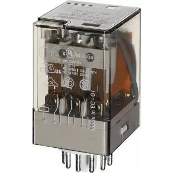 Finder 60.13.8.024.0 industriellt relä med LED, 3 CO, 24V AC, 10A, insticksbart 601380240050
