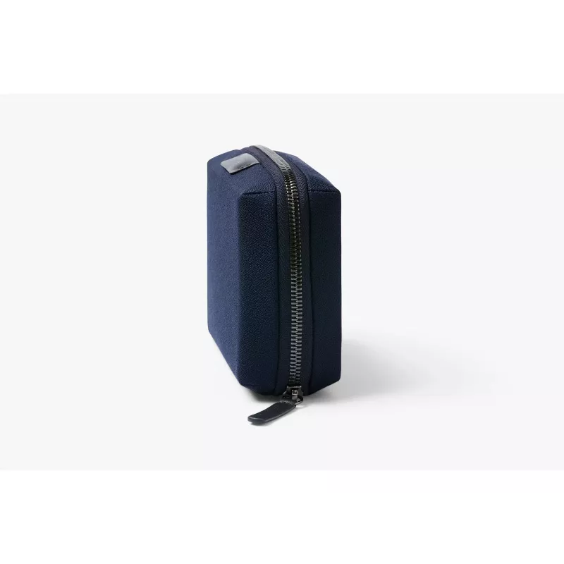 Bellroy Tech Kit Compact – Navy