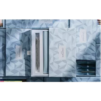 Caran d'Ache Ecridor Alpine Frost kulspetspenna och tryckblyertspenna set, svart bläck, medium, platinabelagd CC0890.025
